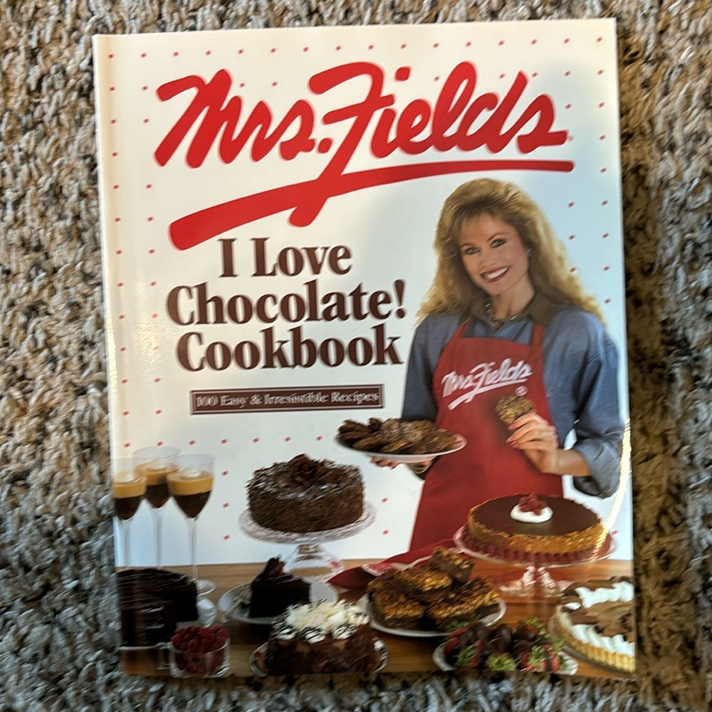 Mrs. Fields I Love Chocolate Cookbook